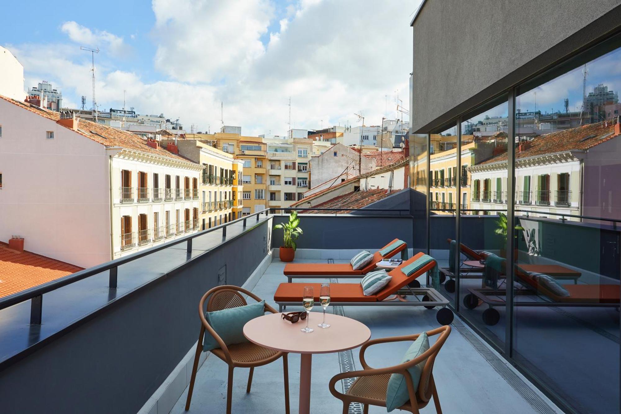 The Social Hub Madrid Hotel Eksteriør billede